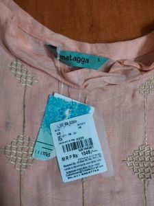 M Size Gown