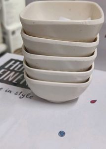 Set of Small Ceramic Bowls 6