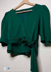 Chic Green Wrap Top - Perfect for any occasion