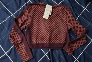 H&amp;M Sports Full Sleeves Top