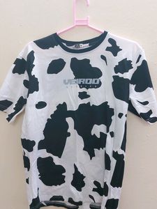 Veirdo Cow Print T Shirt