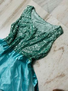 Sparkly Party Dress(NEW NEVER WORE)