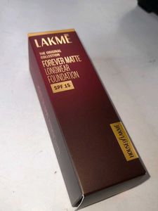 Lakme Forever Matte Foundation