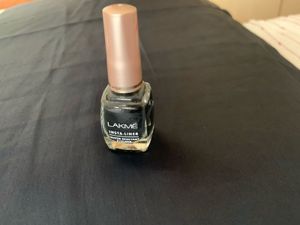 Combo Of Eyeliner And Lip Crayon