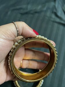 Women Bangles  set