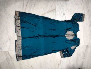 Peacock Green With Gold Embroidery Kurta Set