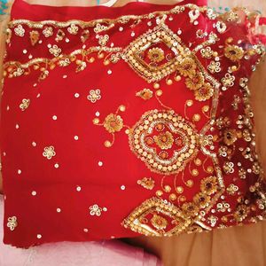 Heavy Embroidered Saari With Blouse