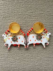 Kamdhenu Diya Holder Cow Decor Set