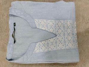Elegant Blue Embroidered Kurta