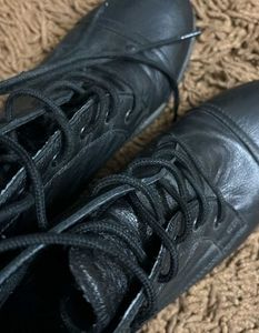 Black Boots
