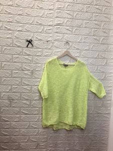 Lime Green Knit Top🕸️🕶️🕷️‼️