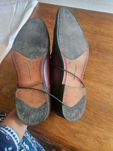 Like New Hush Puppies Men Shoes