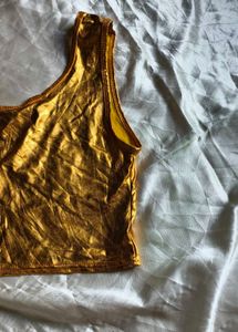 5.4.6 GOLD METALLIC TOP