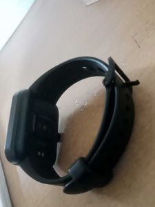 Noise Colorfit Caliber Go Smartwatch