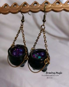 🎃Witches&#39; Cauldron Earrings🎃