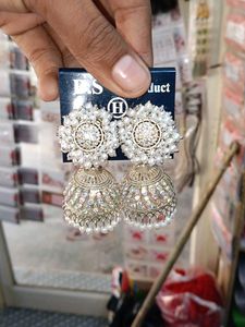 Stylish Jhumka Earrings