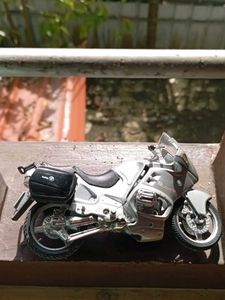 BMW R1100 RT Diecast Model