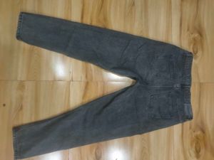 Jeens Pant