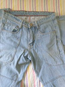 CALVIN KLEIN JEANS