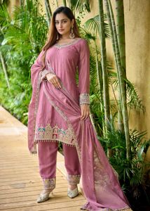 Elegant White &amp; Gold Embroidered Saree