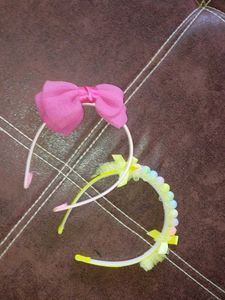 A Combo Of 2 Beautiful Hairbands