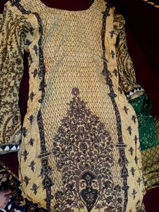 Pakistani Suit