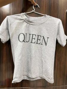 Queen Graphic Tee