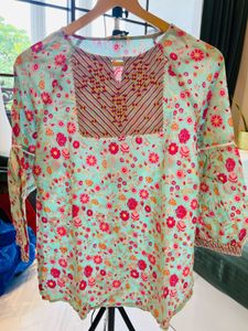 Floral Print Top