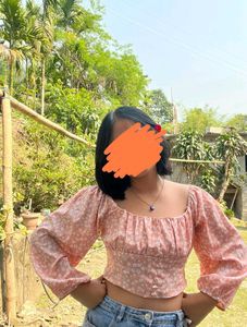 Puff Sleeves Top