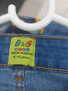 Light Wash Denim Jeans