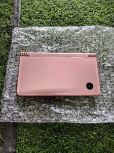 Nintendo DSI XL - Pink