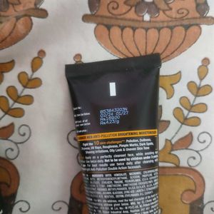 Garnier Men TURBO BRIGHT UV protection