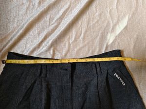 High-waisted Shorts