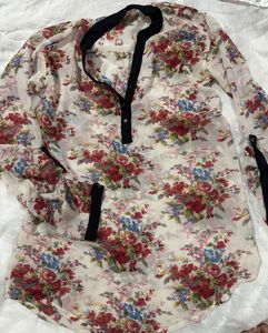 🪞 🎀Pretty Floral Tops 💕👙🎀