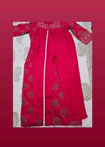 Kurta Set (With Dupatta And Trousers)