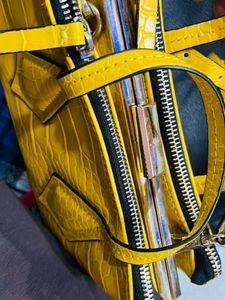 It’s Fanky Yellow Bag