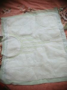 Embroidery neck piece