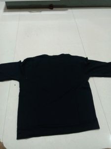 Black Sweat shirt
