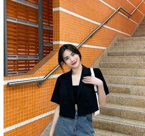 Black Cropped Blazer Top