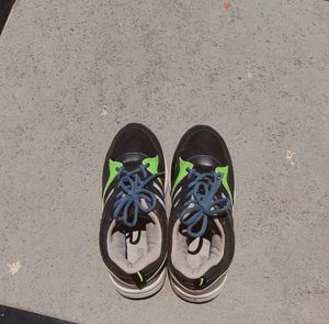 Sports Shoes for 7-11 age kids.
