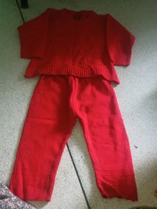 Beby Girls Wool Top And Pant Set.
