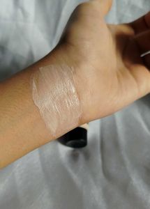 Nc30 Foundation Tint + Primer