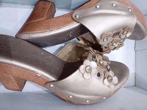 Wedges - Comfortable &amp; Stylish