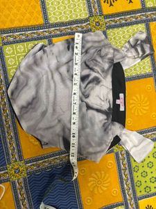 Stylish Patterned Top