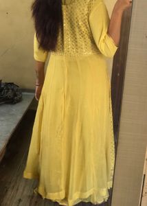 Beautiful 3 Piece Yellow Set
