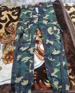 Army Cargo Trousers!!