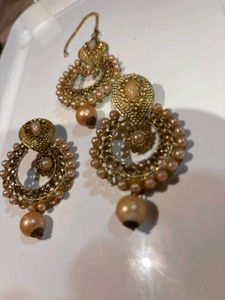 Matha Tika And Earrings Set