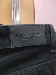 Bewakoof Ripped Black Denim Jeans (Aj)