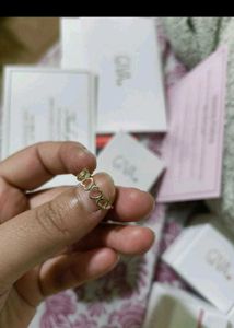 Giva Love Embrace Ring