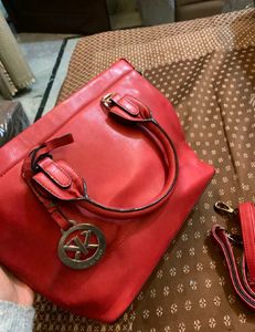 Beautiful Cherry Red Handbag🎈❤️💘